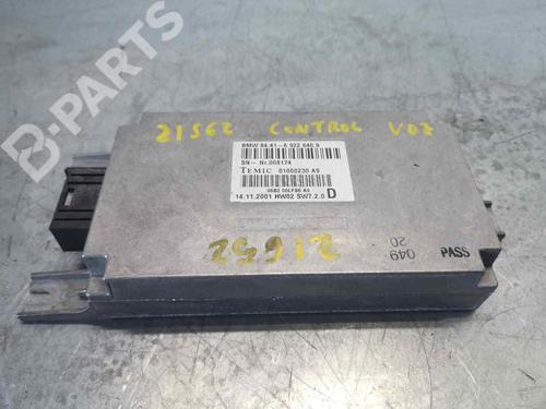 Elektronisk modul BMW 7 (E65, E66, E67) 745 i, Li (333 hp) 7437546