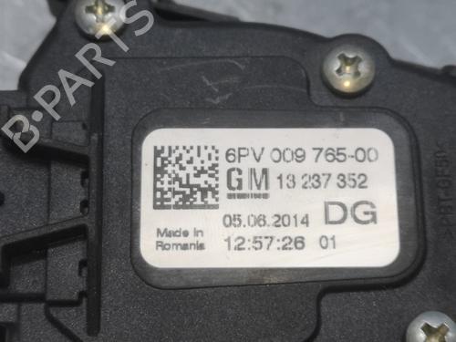 Pedal OPEL INSIGNIA A Saloon (G09) 2.0 CDTI (69) | BP8537832I4 