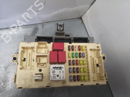 Fuse box FIAT STILO (192_) 1.9 D Multijet | BP13683986E1 