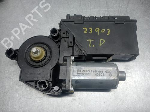 Used Right rear window motor VW TOUAREG (7LA, 7L6, 7L7) 2.5 R5 TDI (174 hp) 27819965
