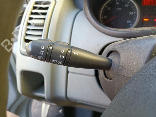 Comutador piscas / escovas Comutador piscas / escovas RENAULT TRAFIC II Bus (JL) 2.0 dCi 115 (JL00, JL01, JL0H, JL0M, JL0U) (114 hp) 36641951 36641951