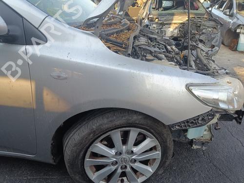 Used Right front fenders TOYOTA COROLLA Saloon (_E15_) 2.0 D-4D (ADE150) (126 hp) 27547299