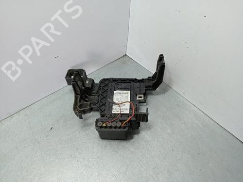 Used Fuse box SKODA FABIA I (6Y2) [1999-2008]  30482044