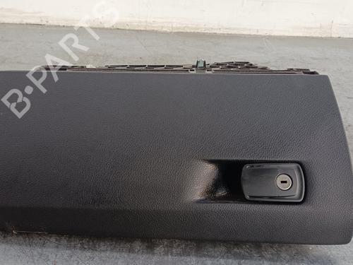 Used Glove box BMW 3 Touring (F31) 318 d (143 hp) 22430079