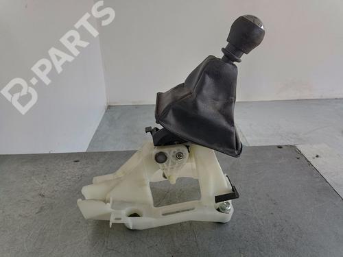 Used Gear lever TOYOTA RAV 4 IV (_A4_) [2012-2019]  11351232