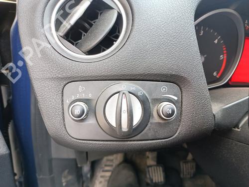 Used Headlight switch FORD MONDEO IV (BA7) [2007-2015]  31868911