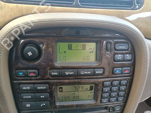 Used Climate control Climate control 38330361 38330361