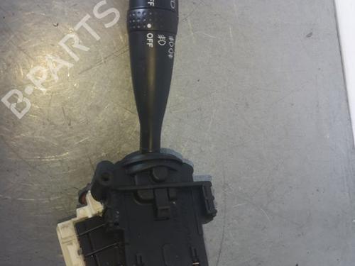 Used Steering column stalk TOYOTA YARIS (_P1_) 1.3 (SCP12_, SCP13_, SCP12R, SCP13R) (87 hp) 29532572