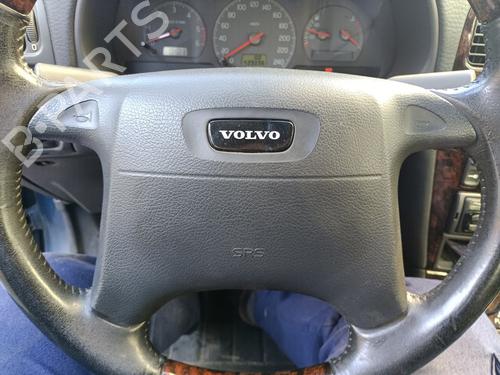Airbag conducteur Airbag conducteur VOLVO S40 I (644) 1.9 DI (95 hp) 35799015 35799015