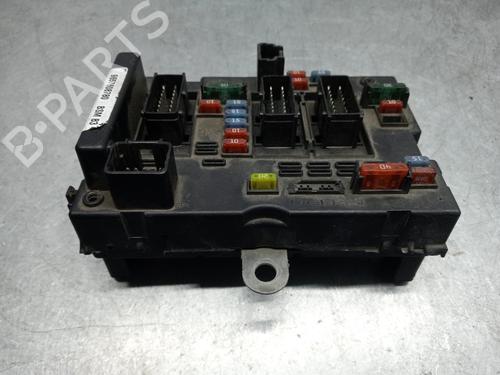 Fuse box PEUGEOT 307 Break (3E) 1.6 HDi 110 | BP27716092E1 