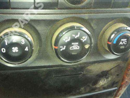 Used Climate control KIA SORENTO I (JC) 2.5 CRDi 4WD (140 hp) 1926783