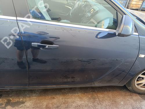 Dør højre fortil Dør højre fortil OPEL INSIGNIA A (G09) 2.0 CDTI (68) (120 hp) 37477013 37477013