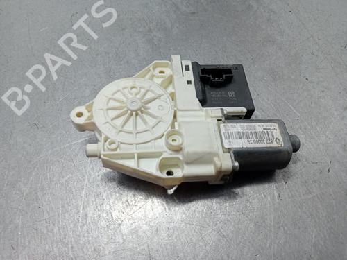 Used Right rear window motor Right rear window motor RENAULT MEGANE III Hatchback (BZ0/1_, B3_) 1.5 dCi (BZ1G, BZ1W, BZ0R) (95 hp) 33982642 33982642