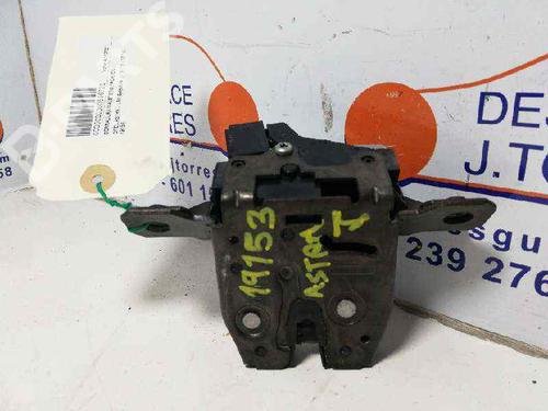 Used Tailgate lock OPEL ASTRA J (P10) 1.7 CDTI (68) (110 hp) 3684499