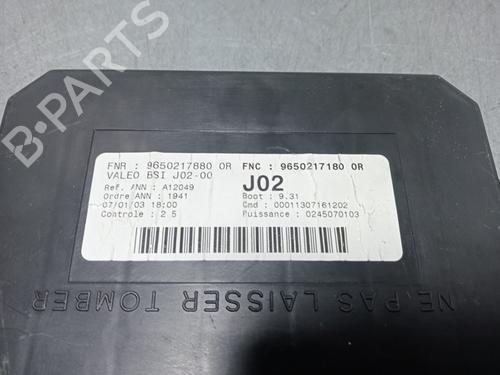 Fuse box PEUGEOT 307 (3A/C) 2.0 HDi 110 | BP22409704E1 