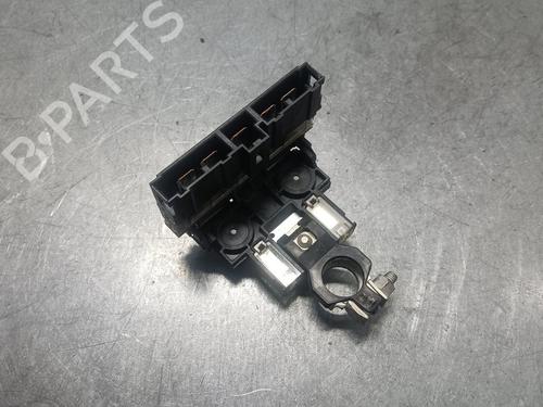 Fuse box NISSAN QASHQAI II (J11, J11_)  | BP30175218E1 