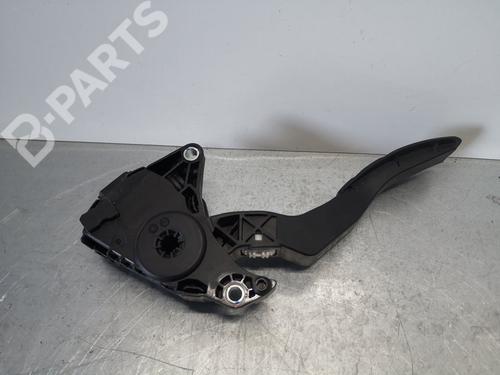 Pedal NISSAN X-TRAIL III (T32_, T32R, T32RR) 1.7 dCi (150 hp) 6945067