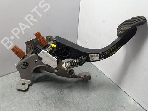 Used Clutch pedal NISSAN QASHQAI II (J11, J11_) [2013-2025]  29696634