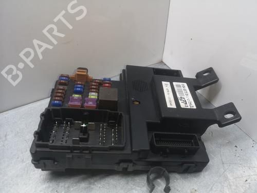 Used Fuse box KIA CARNIVAL / GRAND CARNIVAL III (VQ) 2.9 CRDi (185 hp) 16923656