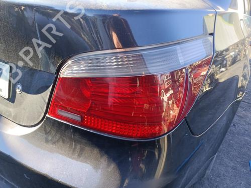 Feu arrière droit BMW 5 (E60) 530 d (231 hp) 31868688
