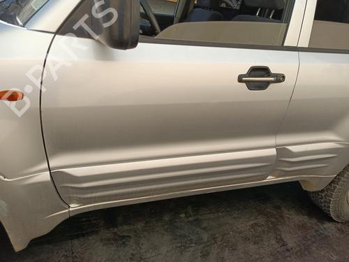 Used Left front door MITSUBISHI PAJERO III (V7_W, V6_W) 3.2 Di-D (V68W) (160 hp) 29113139