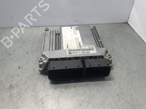 Used Engine control unit (ECU) BMW 3 Compact (E46) 320 td (150 hp) 30172589