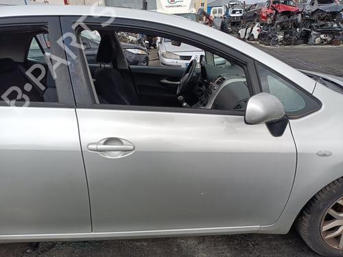 Dør højre fortil TOYOTA AURIS (_E15_) 1.4 D-4D (NDE150_, NDE150R) (90 hp) 31868800