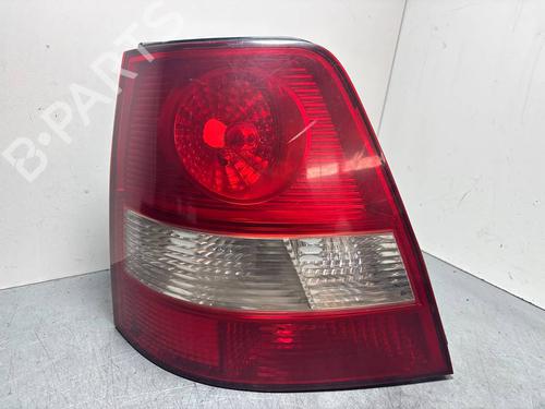 left-taillight-kia-sorento-i-jc-2002-2003-2004-2005-2006-2007-2008-2009-2010-2011-30167438 main image