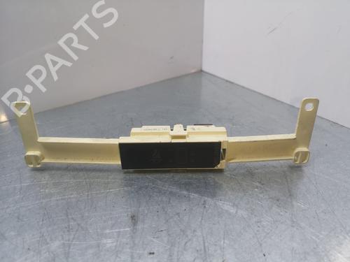Used Display monitor PEUGEOT 1007 (KM_) 1.4 HDi (68 hp) 15847707