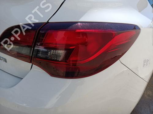 Used Right taillight Right taillight OPEL ASTRA J (P10) 1.6 CDTi (68) (110 hp) 33327458 33327458