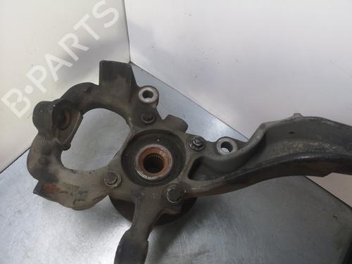 Left front steering knuckle LAND ROVER RANGE ROVER SPORT I (L320) 2.7 D 4x4 | BP16738668M25 