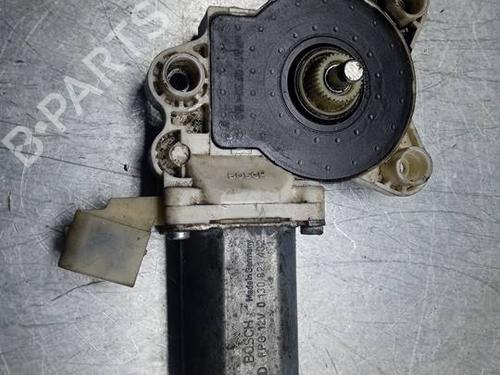 Used Right rear window motor Right rear window motor MERCEDES-BENZ CLS (C219) [2004-2011] 40513971 40513971
