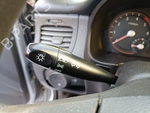 Used Steering column stalk KIA RIO II (JB) 1.5 CRDi (110 hp) 12496936
