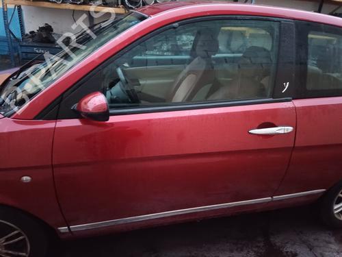 Used Left front door LANCIA YPSILON (843_) 1.4 16V (843.AXC11, 843.AXC1B, 843.AXC1A) (95 hp) 23331477