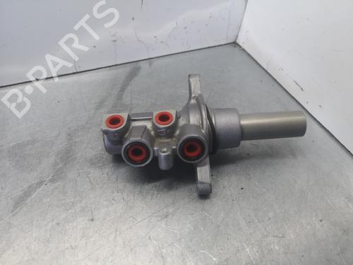 Used Brake master cylinder Brake master cylinder 15240035 15240035