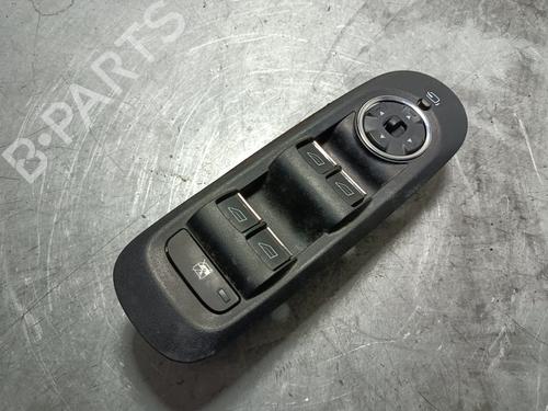 Used Left front window switch Left front window switch 38260735 38260735