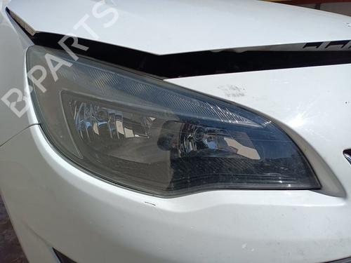 Used Right headlight Right headlight OPEL ASTRA J (P10) 1.6 CDTi (68) (110 hp) 33327456 33327456