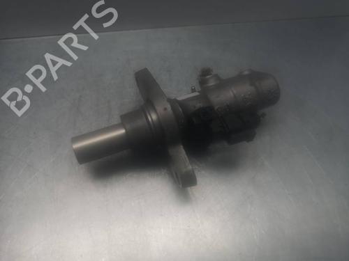 brake-master-cylinder-vw-passat-b7-variant-365-2010-2011-2012-2013-2014-2015-26330909 main image