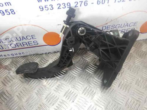 Clutch pedal MERCEDES-BENZ A-CLASS (W176) A 180 CDI / d (176.012) (109 hp) 8768912