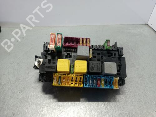 Used Fuse box Fuse box MERCEDES-BENZ A-CLASS (W176) A 200 CDI (176.001) (136 hp) 32229533 32229533