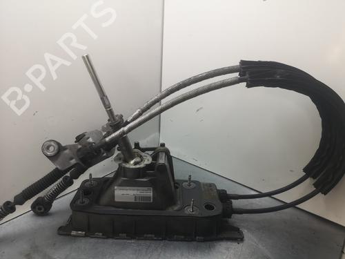Used Gear lever VW PASSAT B6 (3C2) 2.0 TDI (140 hp) 15254199