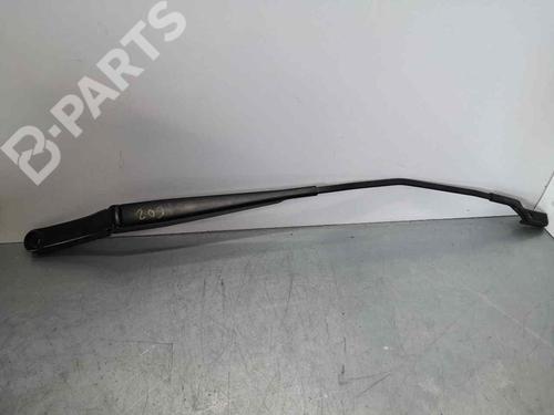Used Front windshield wiper arm SKODA RAPID (NH3, NK3, NK6) 1.0 TSI (110 hp) 7745873