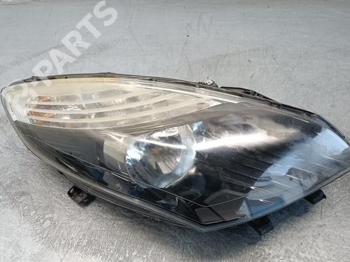 Used Right headlight Right headlight RENAULT SCÉNIC III (JZ0/1_) 1.5 dCi (110 hp) 11105776 11105776