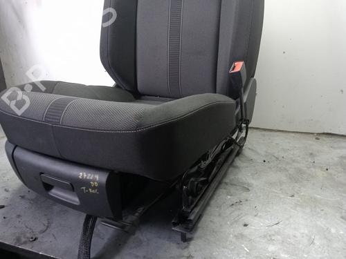 Right front seat VW T-ROC (A11, D11) | BP33885498C16 - Image 2