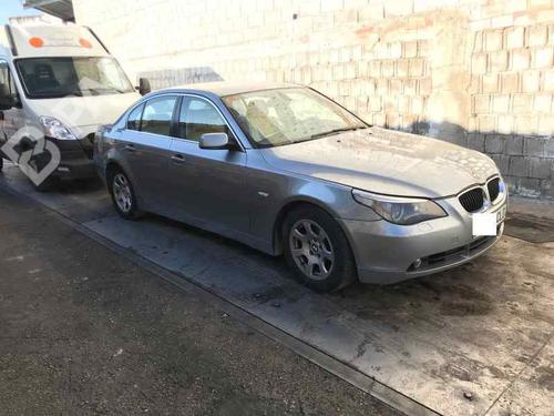 BMW 5 (E60)  520 i  104306