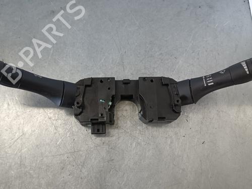 Used Switch NISSAN JUKE (F15) 1.6 (117 hp) 28598658