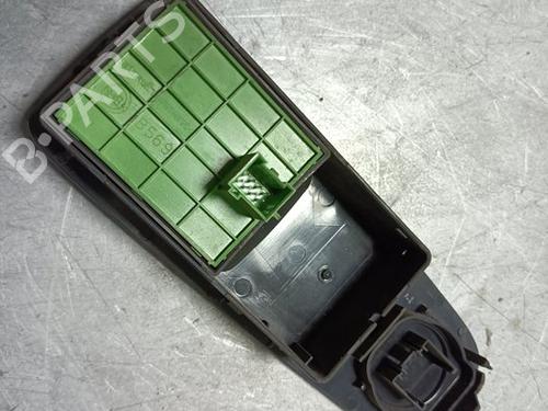 Left front window switch FIAT DUCATO Bus (250_) 130 Multijet 2,3 D 4x4 | BP34702449I27 - Image 2