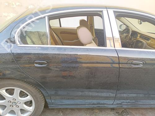 Used Right rear door Right rear door 38330382 38330382