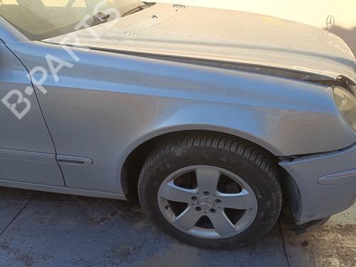 Used Right front fenders MERCEDES-BENZ E-CLASS (W211) E 270 CDI (211.016) (177 hp) 24417366