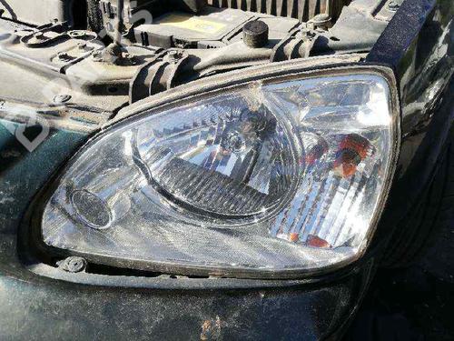Used Left headlight KIA CARENS II MPV (FJ) [2002-2013]  5997515